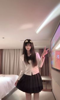 梦萱 芳龄19 颜值系  身材好 浦东